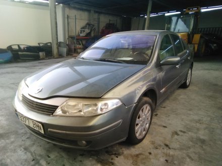 Vehiculo en el desguace: RENAULT LAGUNA II (BG0) Authentique