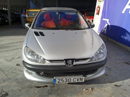 Vehiculo en el desguace: PEUGEOT 206 BERLINA 1.4 HDi