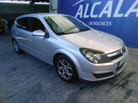 Vehiculo en el desguace: OPEL ASTRA H BERLINA 1.7 16V CDTI