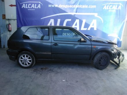 Vehiculo en el desguace: VOLKSWAGEN GOLF III BERLINA (1H1) 2.0