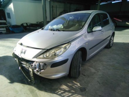 Vehiculo en el desguace: PEUGEOT 307 BERLINA (S2) 1.6 16V HDi