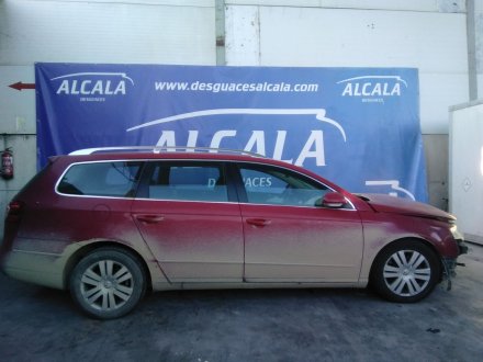 Vehiculo en el desguace: VOLKSWAGEN PASSAT BERLINA (3C2) 2.0 TDI