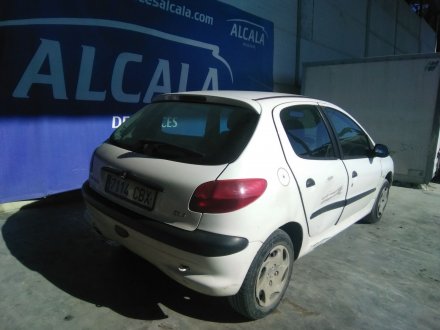 Vehiculo en el desguace: PEUGEOT 206 BERLINA XR