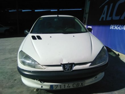 Vehiculo en el desguace: PEUGEOT 206 BERLINA XR