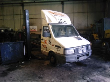 Vehiculo en el desguace: IVECO DAILY COMBI 1989 -> 35 - 12 Classic, Combi