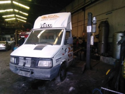 Vehiculo en el desguace: IVECO DAILY COMBI 1989 -> 35 - 12 Classic, Combi