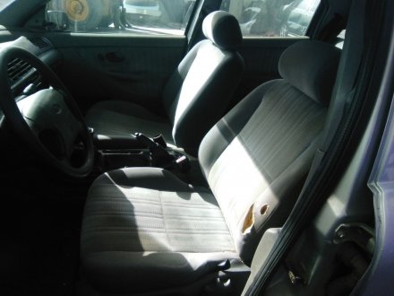 Vehiculo en el desguace: FORD MONDEO I (GBP) 1.8 TD