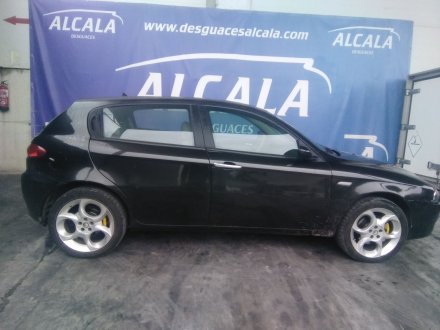 Vehiculo en el desguace: ALFA ROMEO 147 (937_) 1.9 JTD (937.AXD1A, 937.BXD1A)