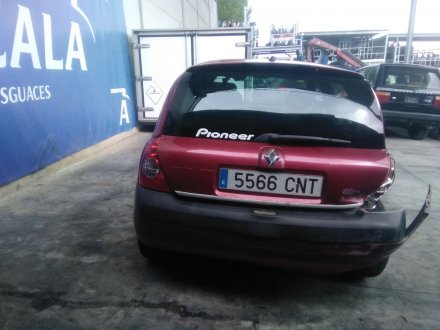 Vehiculo en el desguace: RENAULT CLIO II (BB_, CB_) 1.5 dCi (B/CB08)