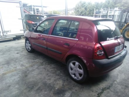 Vehiculo en el desguace: RENAULT CLIO II (BB_, CB_) 1.5 dCi (B/CB08)