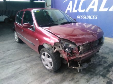 Vehiculo en el desguace: RENAULT CLIO II (BB_, CB_) 1.5 dCi (B/CB08)