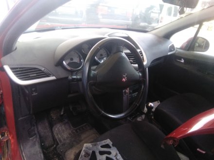 Vehiculo en el desguace: PEUGEOT 207 1.6 16V HDi