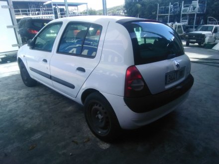 Vehiculo en el desguace: RENAULT CLIO II (BB_, CB_) 1.5 dCi (B/CB07)