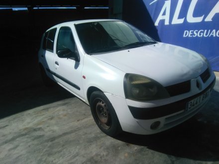 Vehiculo en el desguace: RENAULT CLIO II (BB_, CB_) 1.5 dCi (B/CB07)