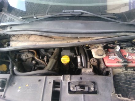 Vehiculo en el desguace: RENAULT SCENIC III 1.5 dCi Diesel