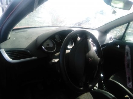 Vehiculo en el desguace: PEUGEOT 207/207+ (WA_, WC_) 1.6 HDi