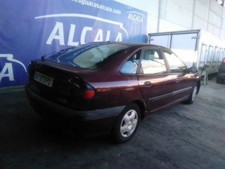 Vehiculo en el desguace: RENAULT LAGUNA I (B56_, 556_) 2.0 (B56C/H/N)