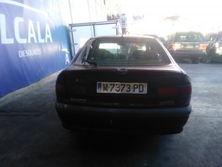 Vehiculo en el desguace: RENAULT LAGUNA I (B56_, 556_) 2.0 (B56C/H/N)