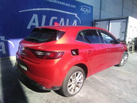 Vehiculo en el desguace: RENAULT MEGANE IV Hatchback (B9A/M/N_) 1.6 dCi 130 (B9A4)