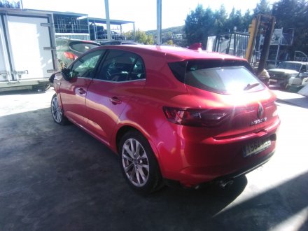 Vehiculo en el desguace: RENAULT MEGANE IV Hatchback (B9A/M/N_) 1.6 dCi 130 (B9A4)