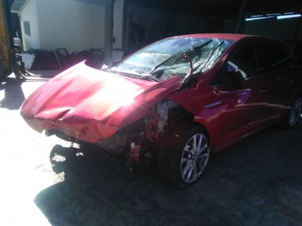 Vehiculo en el desguace: RENAULT MEGANE IV Hatchback (B9A/M/N_) 1.6 dCi 130 (B9A4)