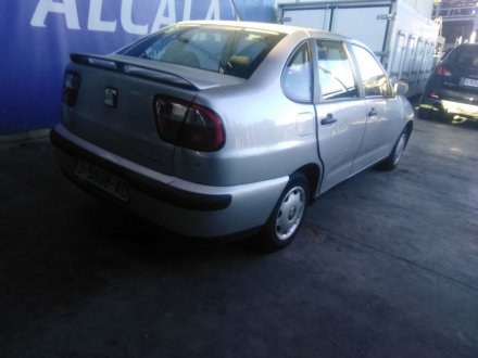 Vehiculo en el desguace: SEAT CORDOBA (6K1, 6K2) 1.4 i