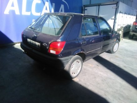 Vehiculo en el desguace: FORD FIESTA III (GFJ) 1.1