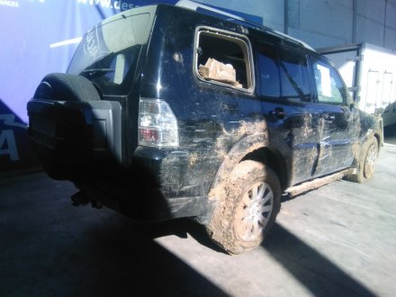 Vehiculo en el desguace: MITSUBISHI MONTERO IV (V8_W, V9_W) 3.2 DI-D (V88W, V98W)