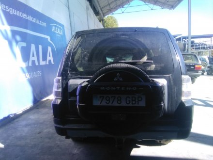 Vehiculo en el desguace: MITSUBISHI MONTERO IV (V8_W, V9_W) 3.2 DI-D (V88W, V98W)