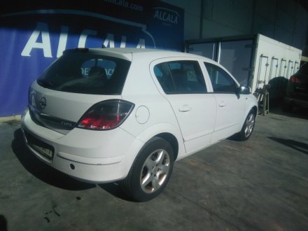 Vehiculo en el desguace: OPEL ASTRA H (A04) 1.7 CDTI (L48)