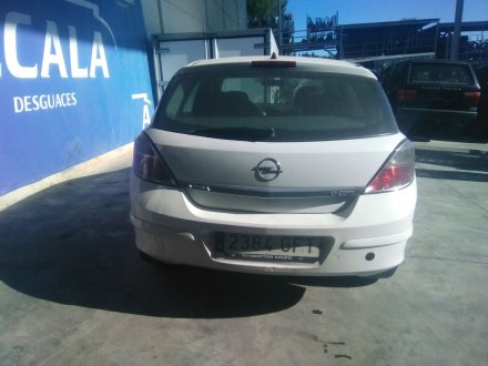 Vehiculo en el desguace: OPEL ASTRA H (A04) 1.7 CDTI (L48)