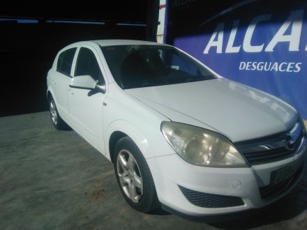 Vehiculo en el desguace: OPEL ASTRA H (A04) 1.7 CDTI (L48)