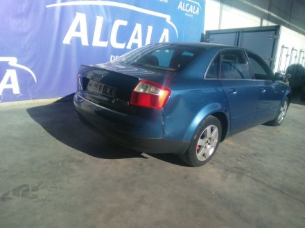 Vehiculo en el desguace: AUDI A4 B6 (8E2) 2.5 TDI quattro