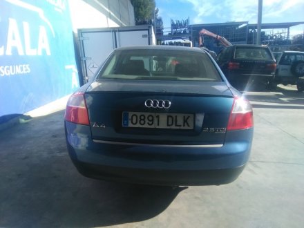 Vehiculo en el desguace: AUDI A4 B6 (8E2) 2.5 TDI quattro