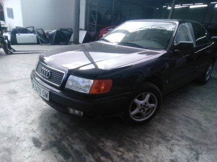 Vehiculo en el desguace: AUDI 100 C4 Sedán (4A2) 2.6