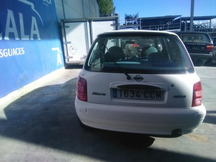 Vehiculo en el desguace: NISSAN MICRA II (K11) 1.0 i 16V