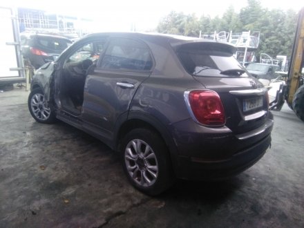 Vehiculo en el desguace: FIAT 500X (334_) 1.6 D Multijet (334AXA1B, 334AXA11)