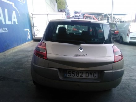 Vehiculo en el desguace: RENAULT MEGANE II (BM0/1_, CM0/1_) 1.5 dCi (BM1E, CM1E)