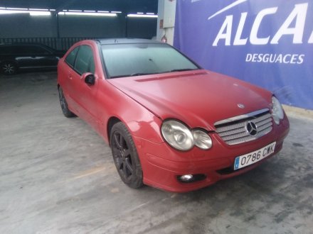 Vehiculo en el desguace: MERCEDES-BENZ CLASE C Coupé (CL203) C 220 CDI (203.708)