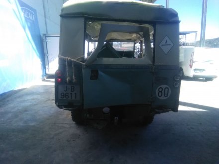 Vehiculo en el desguace: LAND ROVER 88/109 2.3 D (LR 88 DL, LR 109 DL)