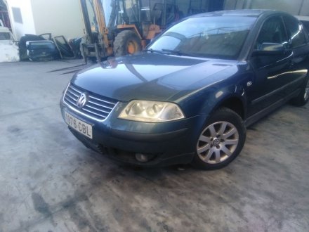 Vehiculo en el desguace: VOLKSWAGEN PASSAT B5.5 (3B3) 1.9 TDI