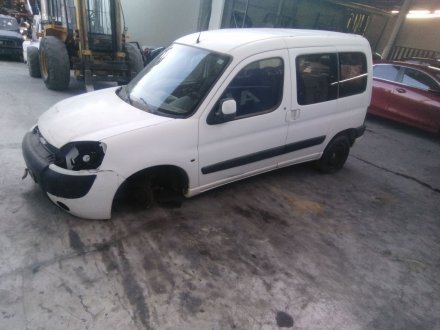 Vehiculo en el desguace: PEUGEOT PARTNER Furgoneta/monovolumen 1.6 HDi