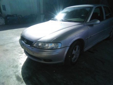 Vehiculo en el desguace: OPEL VECTRA B (J96) 2.0 DTI 16V (F19)