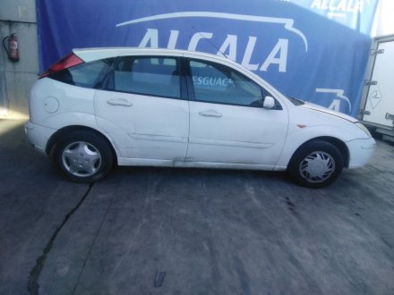 Vehiculo en el desguace: FORD FOCUS I (DAW, DBW) 1.8 Turbo DI / TDDi