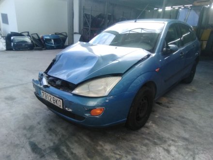 Vehiculo en el desguace: FORD FOCUS I (DAW, DBW) 1.8 DI / TDDi