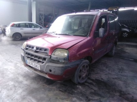 Vehiculo en el desguace: FIAT DOBLO Furgoneta/monovolumen (223_) 1.9 JTD