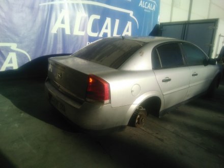 Vehiculo en el desguace: OPEL VECTRA C (Z02) 2.0 DTI 16V (F69)