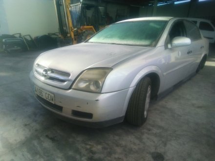 Vehiculo en el desguace: OPEL VECTRA C (Z02) 2.0 DTI 16V (F69)