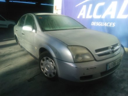 Vehiculo en el desguace: OPEL VECTRA C (Z02) 2.0 DTI 16V (F69)