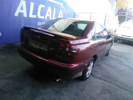 Vehiculo en el desguace: VOLVO S40 I (644) 1.9 DI